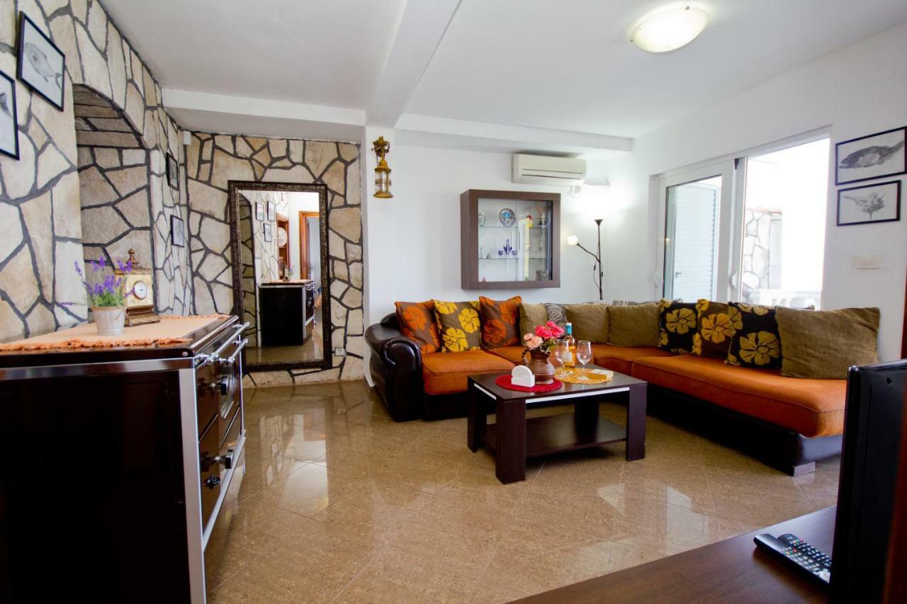 Apartments Dora 도브라 보다 외부 사진