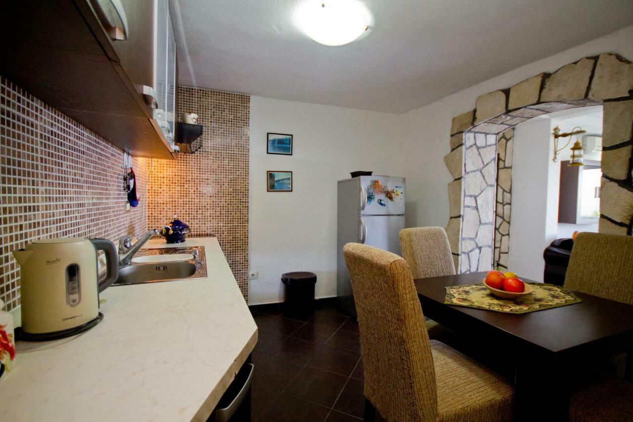 Apartments Dora 도브라 보다 외부 사진