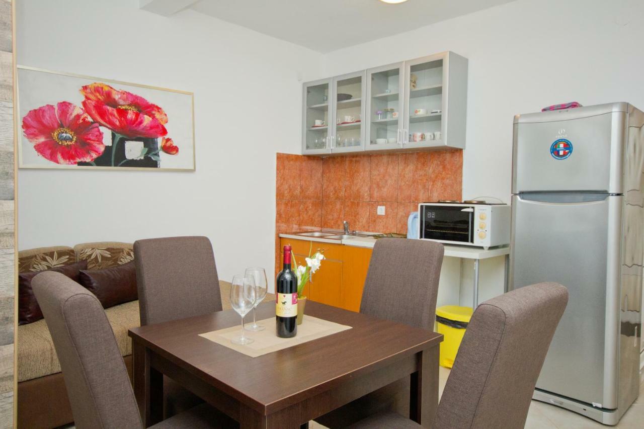 Apartments Dora 도브라 보다 외부 사진